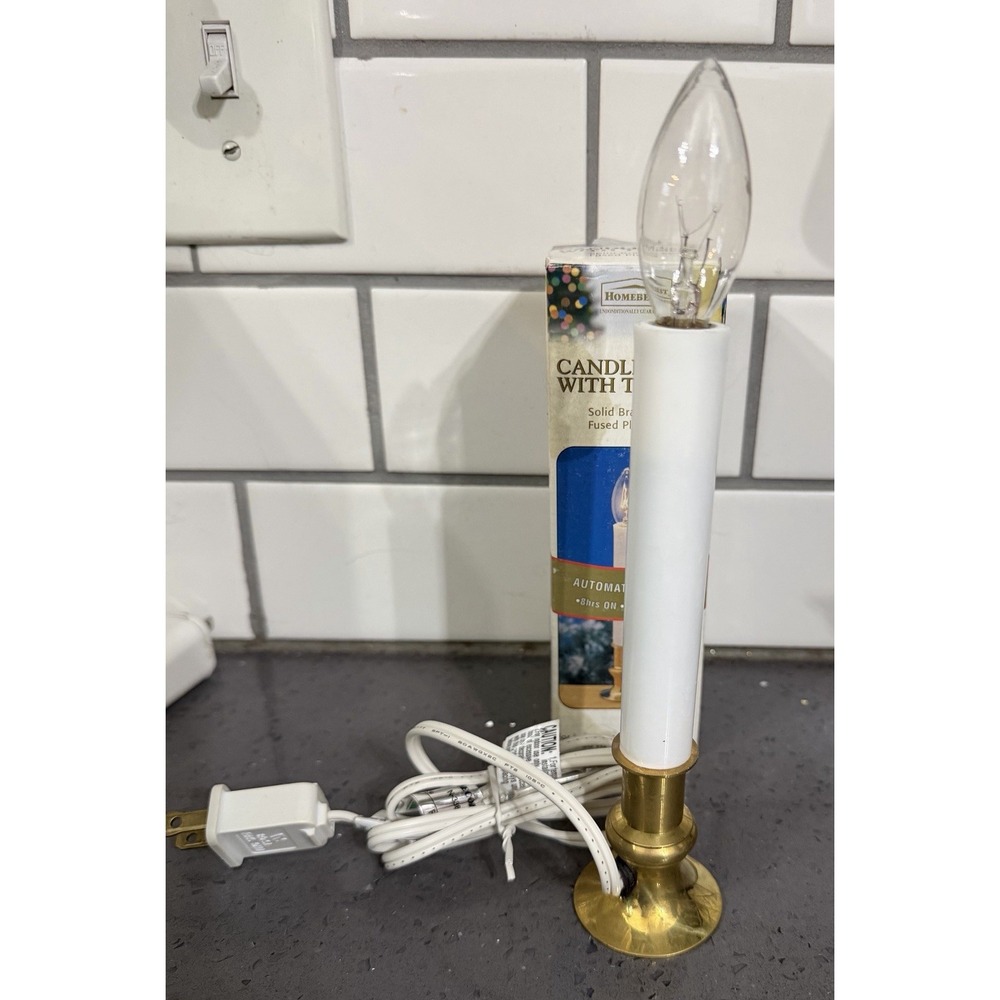 Vtg Christmas Candle Lamp With Timer‎ Electric White Brass Gold Tone